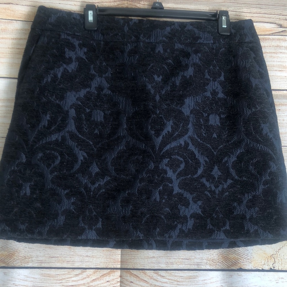Ann Taylor Loft skirt. Large